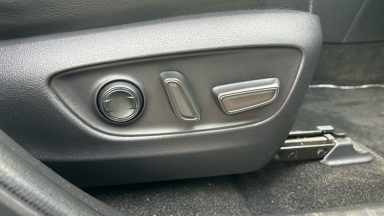 Used Toyota RAV4 2021 for sale - 76882296: Photo 29