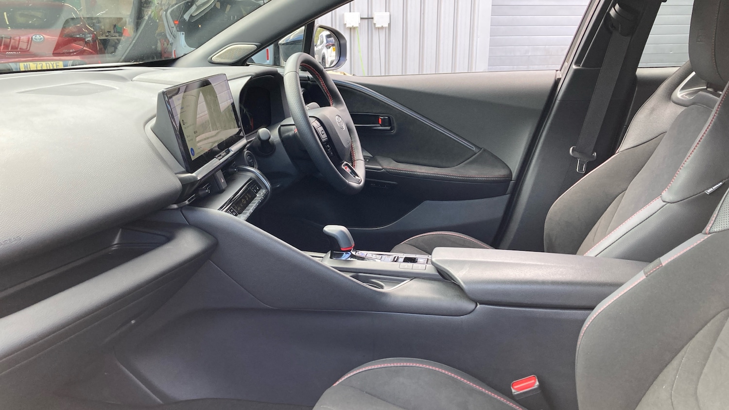 Used Toyota C-HR 2024 for sale - 76263769: Photo 10