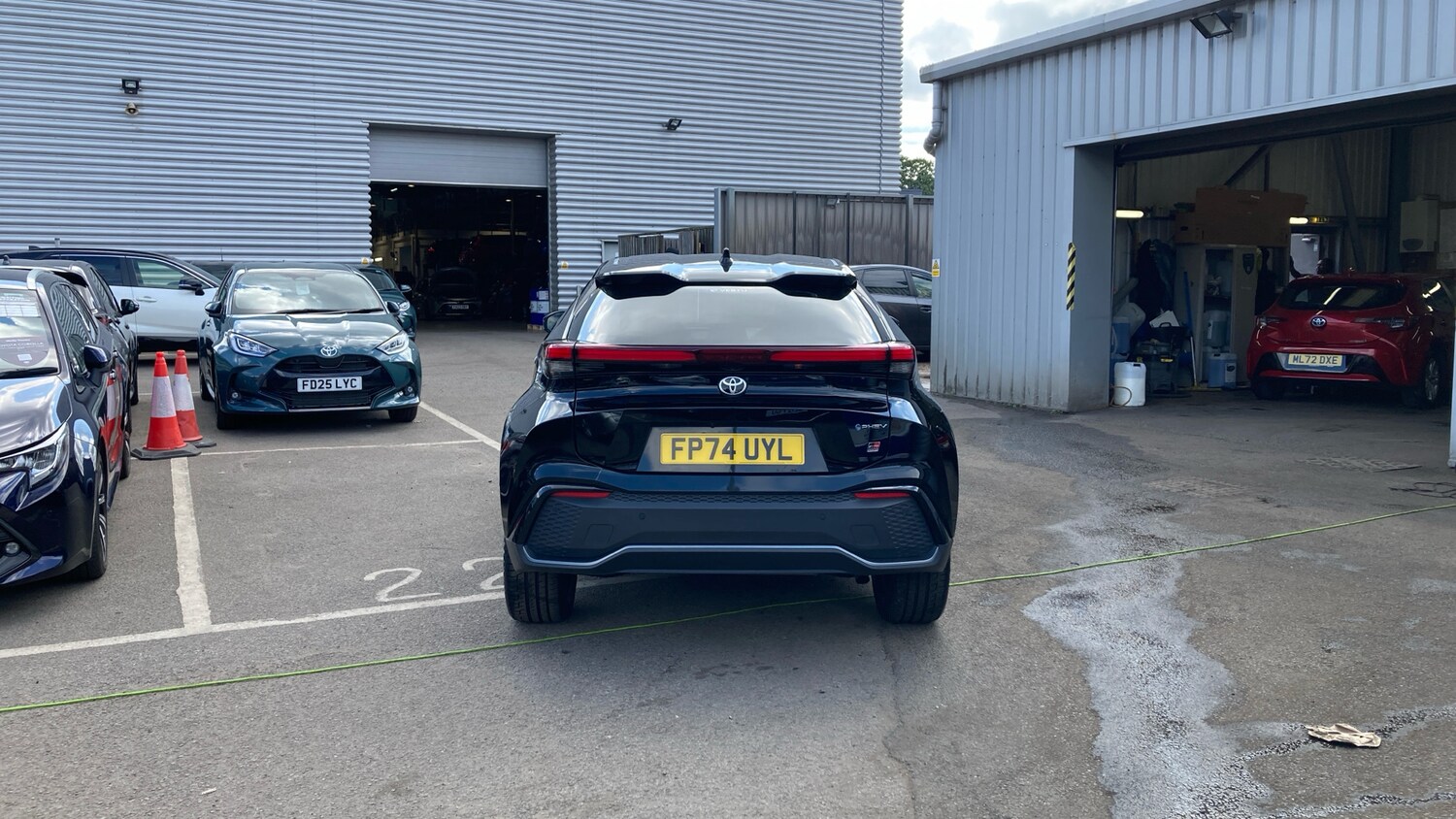 Used Toyota C-HR 2024 for sale - 76263769: Photo 19