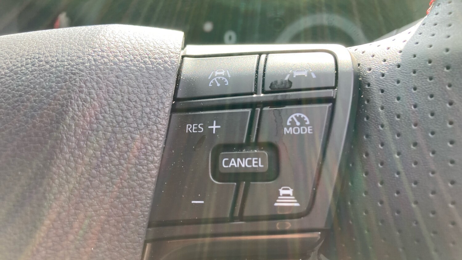 Used Toyota C-HR 2024 for sale - 76263769: Photo 40