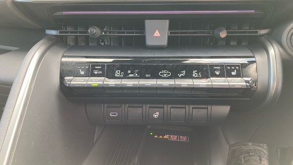 Used Toyota C-HR 2024 for sale - 76263769: Photo 41