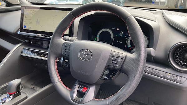 Used Toyota C-HR 2024 for sale - 76263769: Photo 8