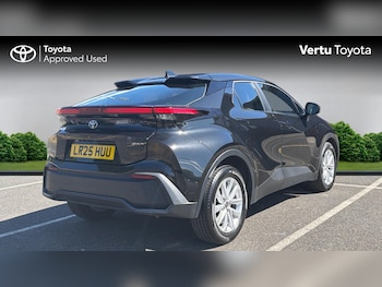 Used Toyota C-HR 2025 for sale - 79057853: Photo