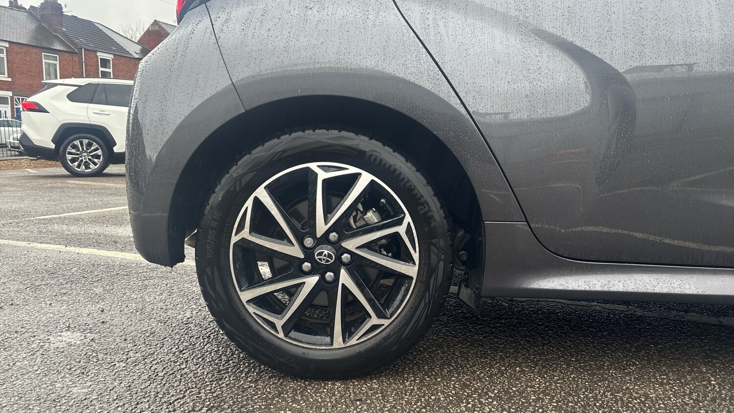 Used Toyota Yaris 2023 for sale - 77350321: Photo 18