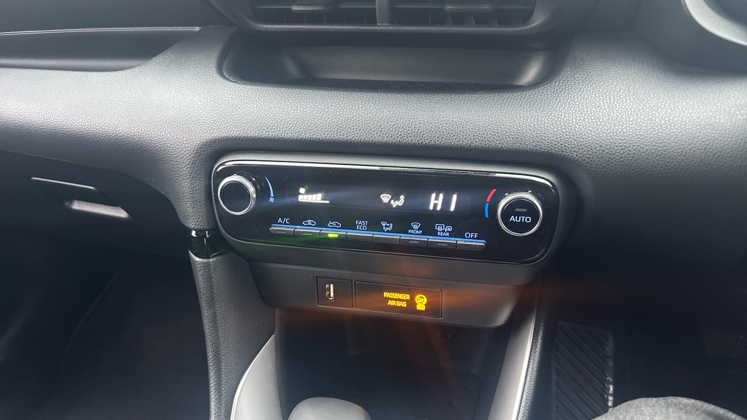 Used Toyota Yaris 2023 for sale - 77350321: Photo 23