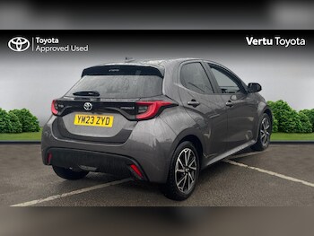 Used Toyota Yaris 2023 for sale - 77350321: Photo