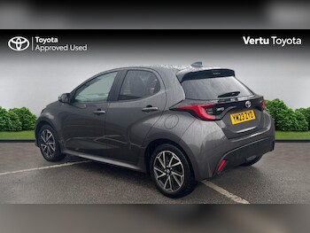Used Toyota Yaris 2023 for sale - 77350321: Photo