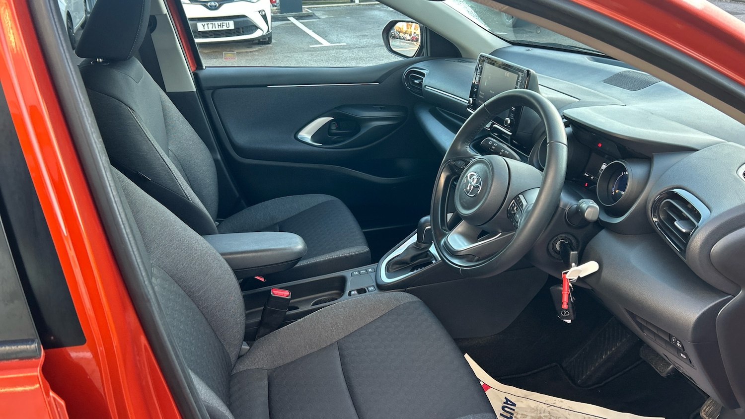 Used Toyota Yaris 2022 for sale - 76796796: Photo 11