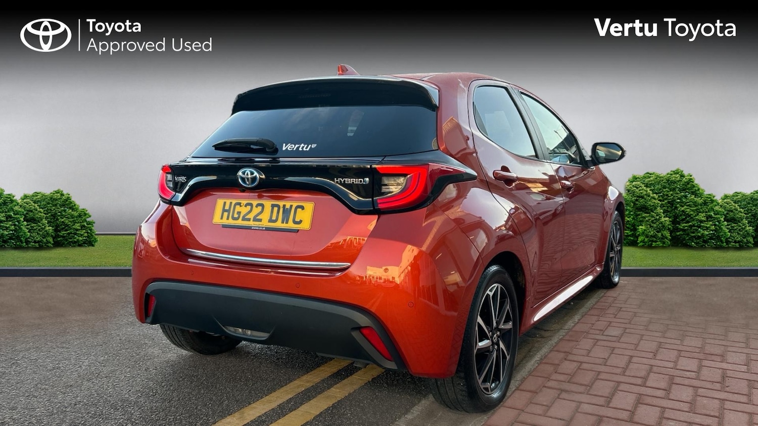 Used Toyota Yaris 2022 for sale - 76796796: Photo 2