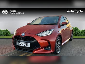 Used Toyota Yaris 2022 for sale - 76796796: Photo