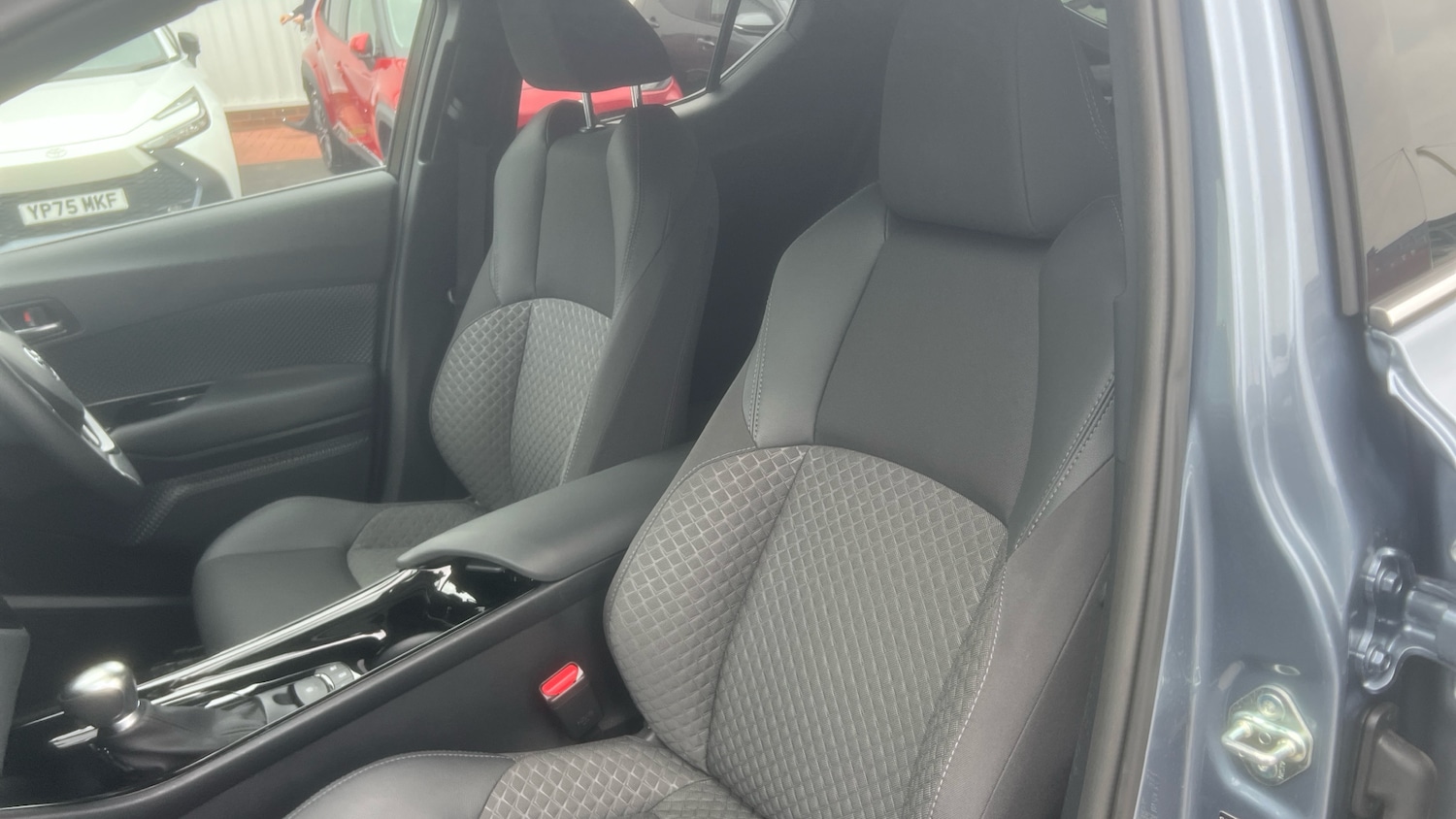 Used Toyota C-HR 2022 for sale - 76344562: Photo 33