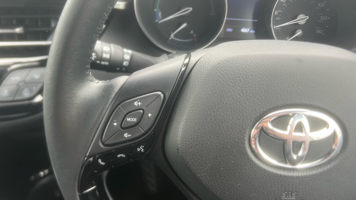 Used Toyota C-HR 2022 for sale - 76344562: Photo 37