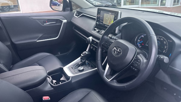 Used Toyota RAV4 2020 for sale - 76319520: Photo 11