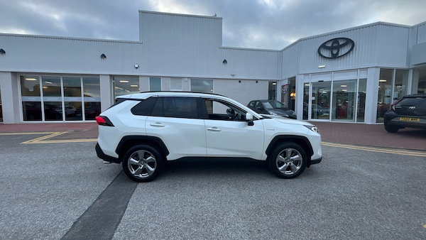 Used Toyota RAV4 2020 for sale - 76319520: Photo 16