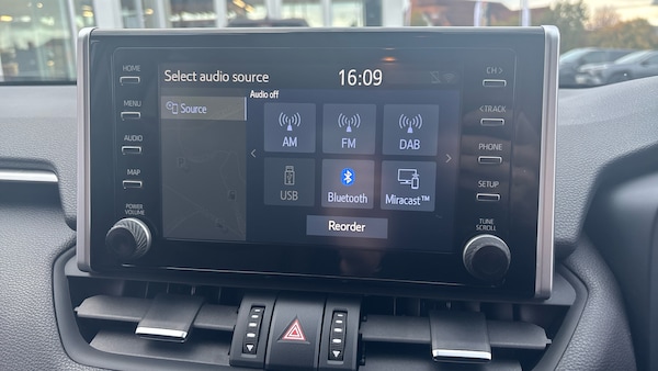 Used Toyota RAV4 2020 for sale - 76319520: Photo 20