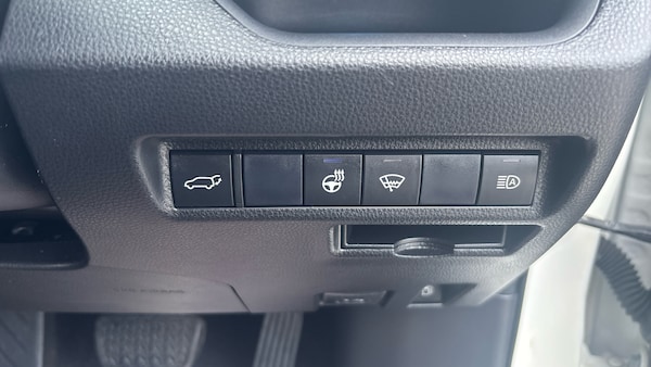 Used Toyota RAV4 2020 for sale - 76319520: Photo 24