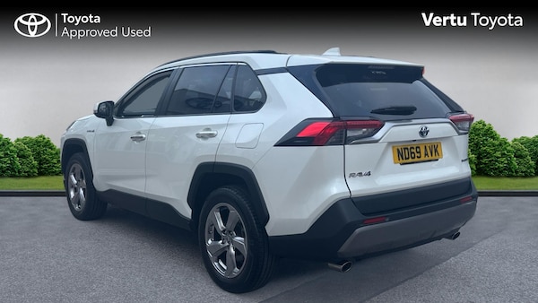Used Toyota RAV4 2020 for sale - 76319520: Photo 4