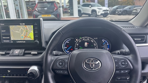 Used Toyota RAV4 2020 for sale - 76319520: Photo 6