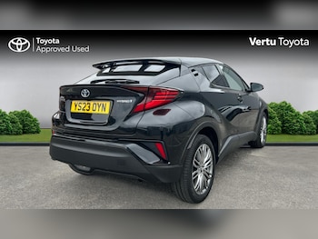 Used Toyota C-HR 2023 for sale - 75545404: Photo