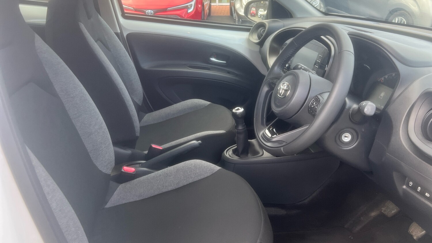 Used Toyota Aygo X 2023 for sale - 77963101: Photo 11