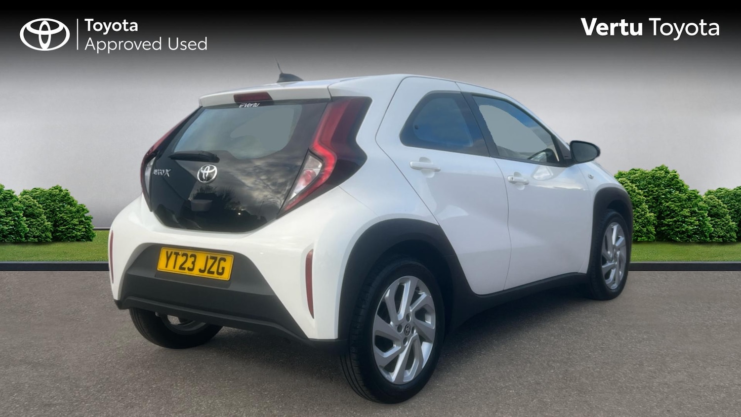 Used Toyota Aygo X 2023 for sale - 77963101: Photo 2
