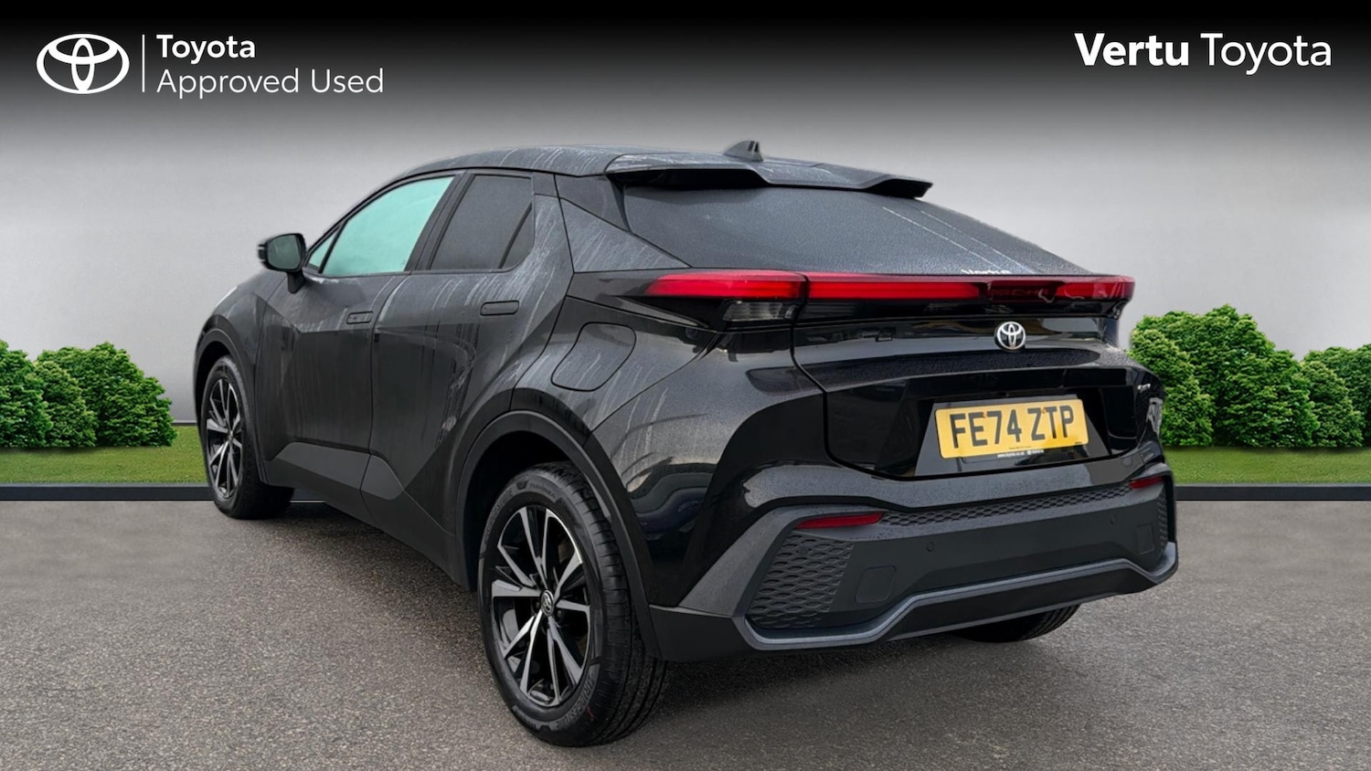 Used Toyota C-HR 2024 for sale - 77282930: Photo 4