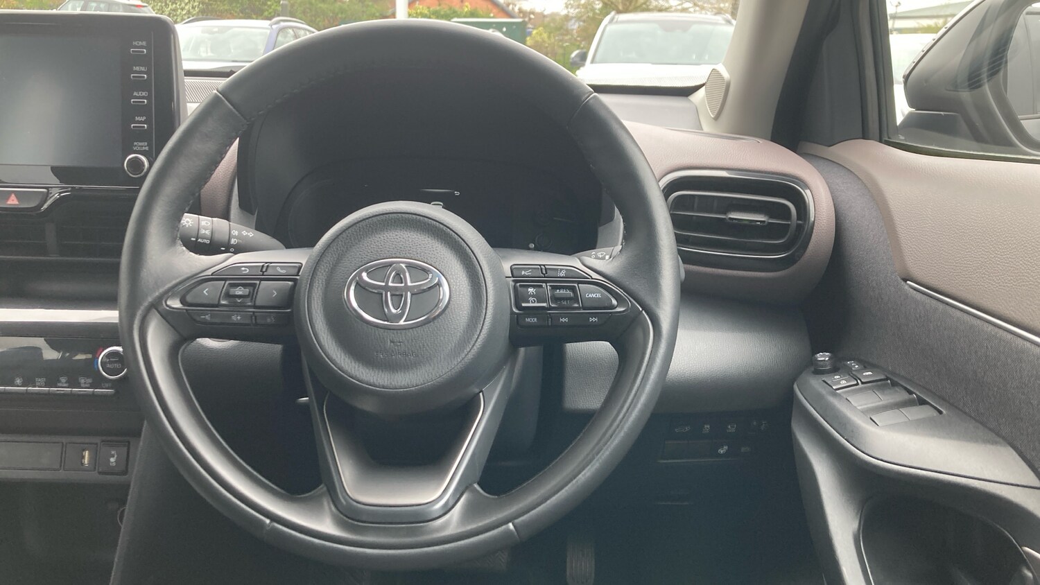 Used Toyota Yaris Cross 2024 for sale - 78190888: Photo 10