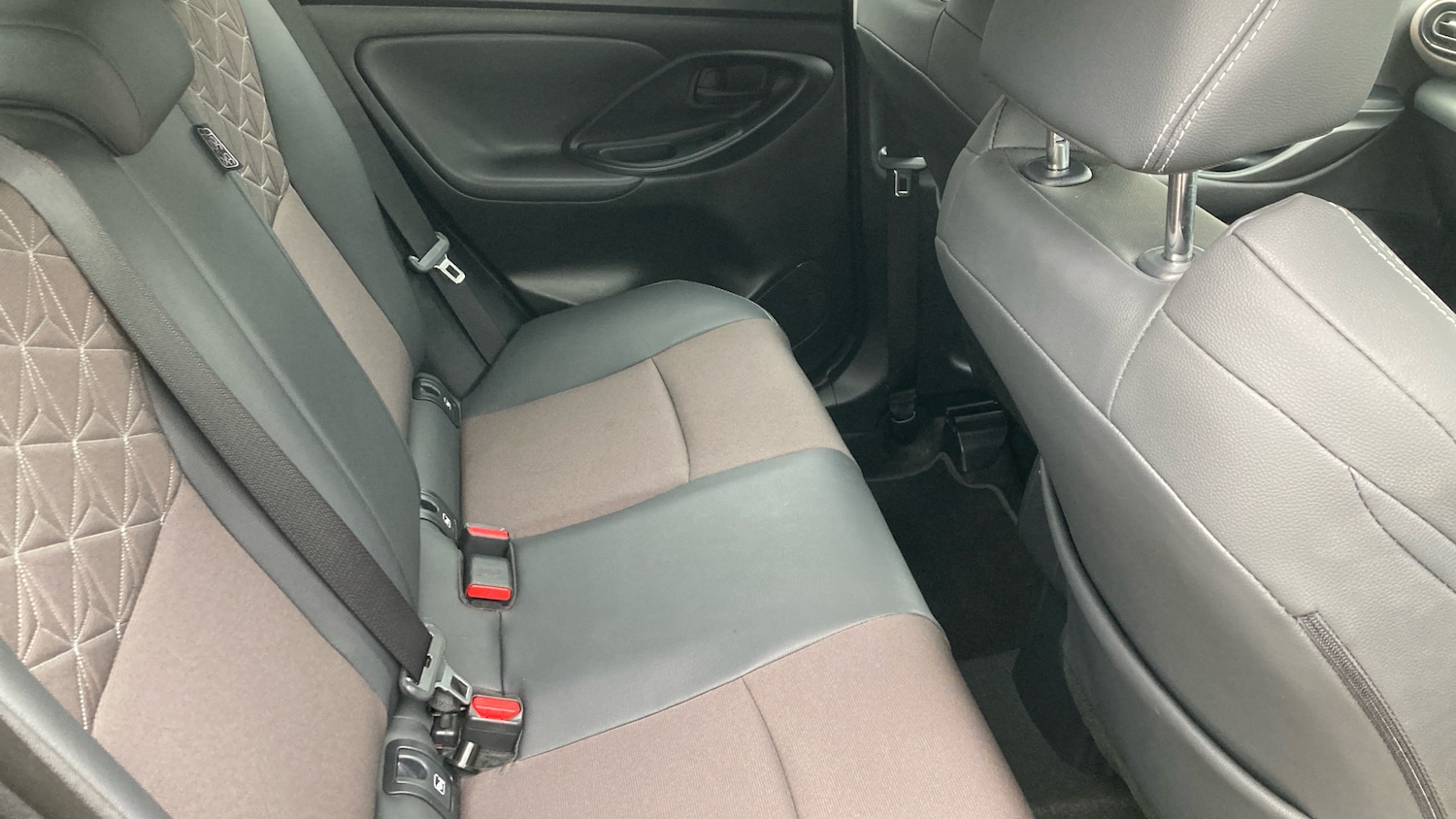 Used Toyota Yaris Cross 2024 for sale - 78190888: Photo 8