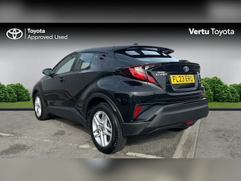 Used Toyota C-HR 2023 for sale - 79556466: Photo