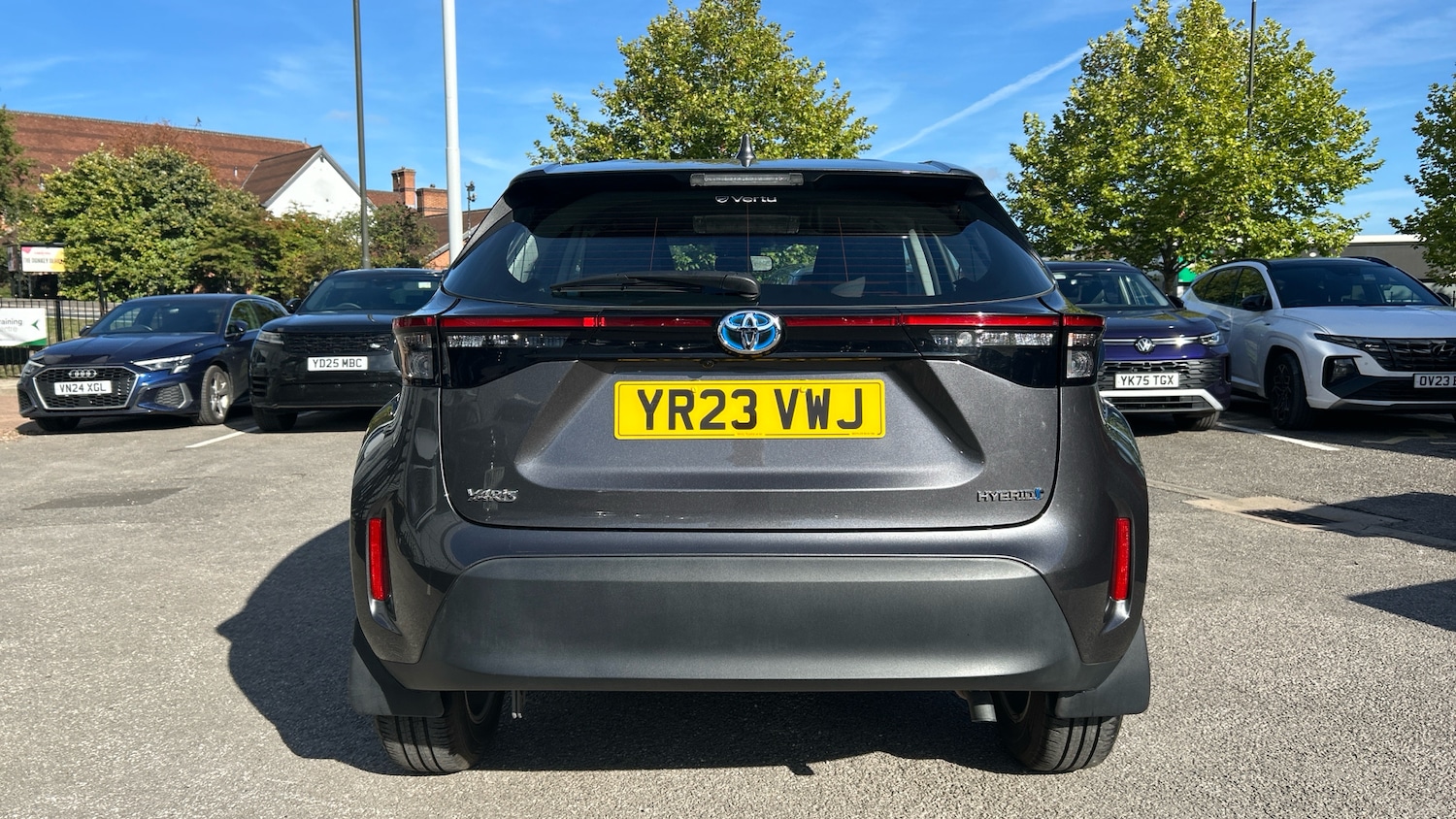 Used Toyota Yaris Cross 2023 for sale - 75987408: Photo 19