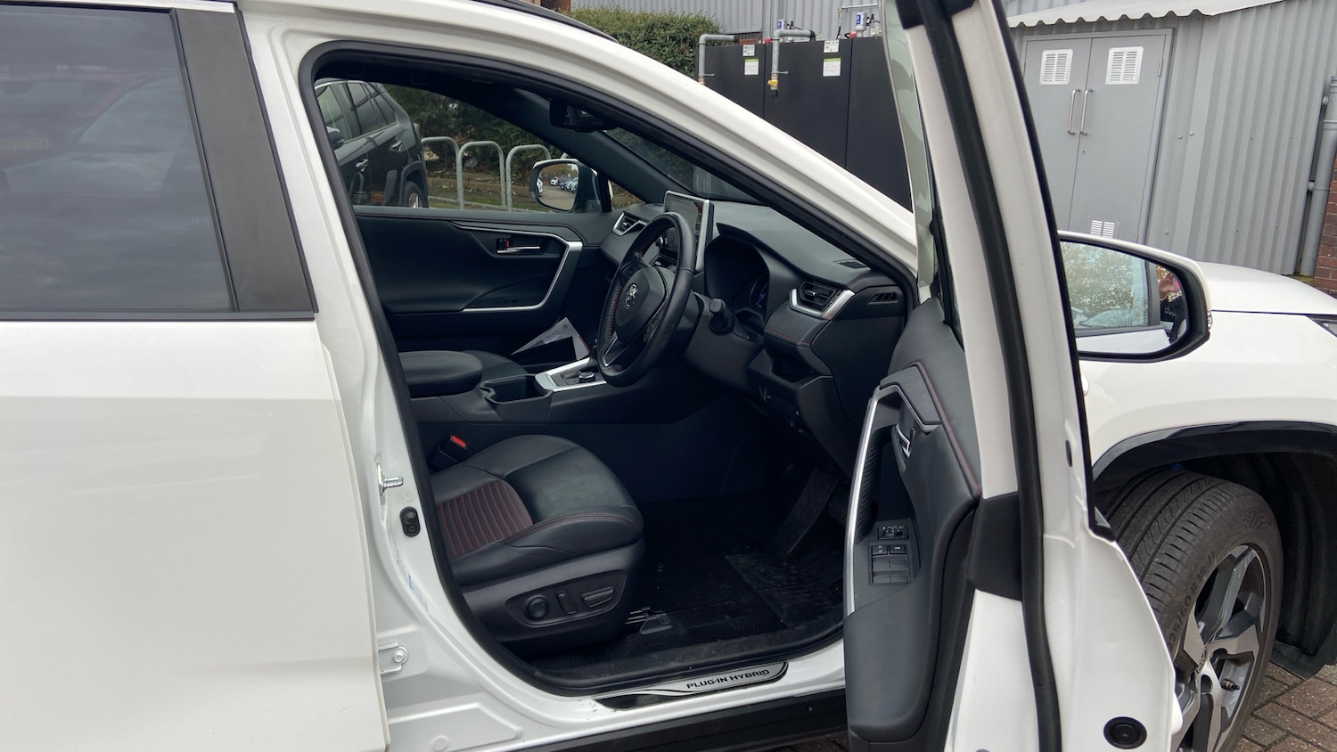 Used Toyota RAV4 2022 for sale - 76531339: Photo 10