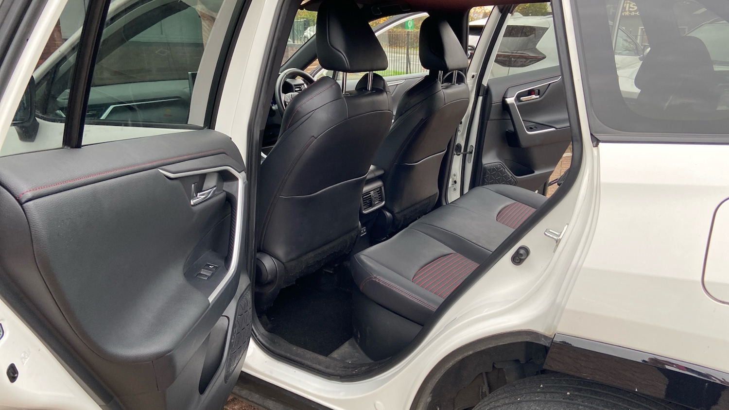 Used Toyota RAV4 2022 for sale - 76531339: Photo 13