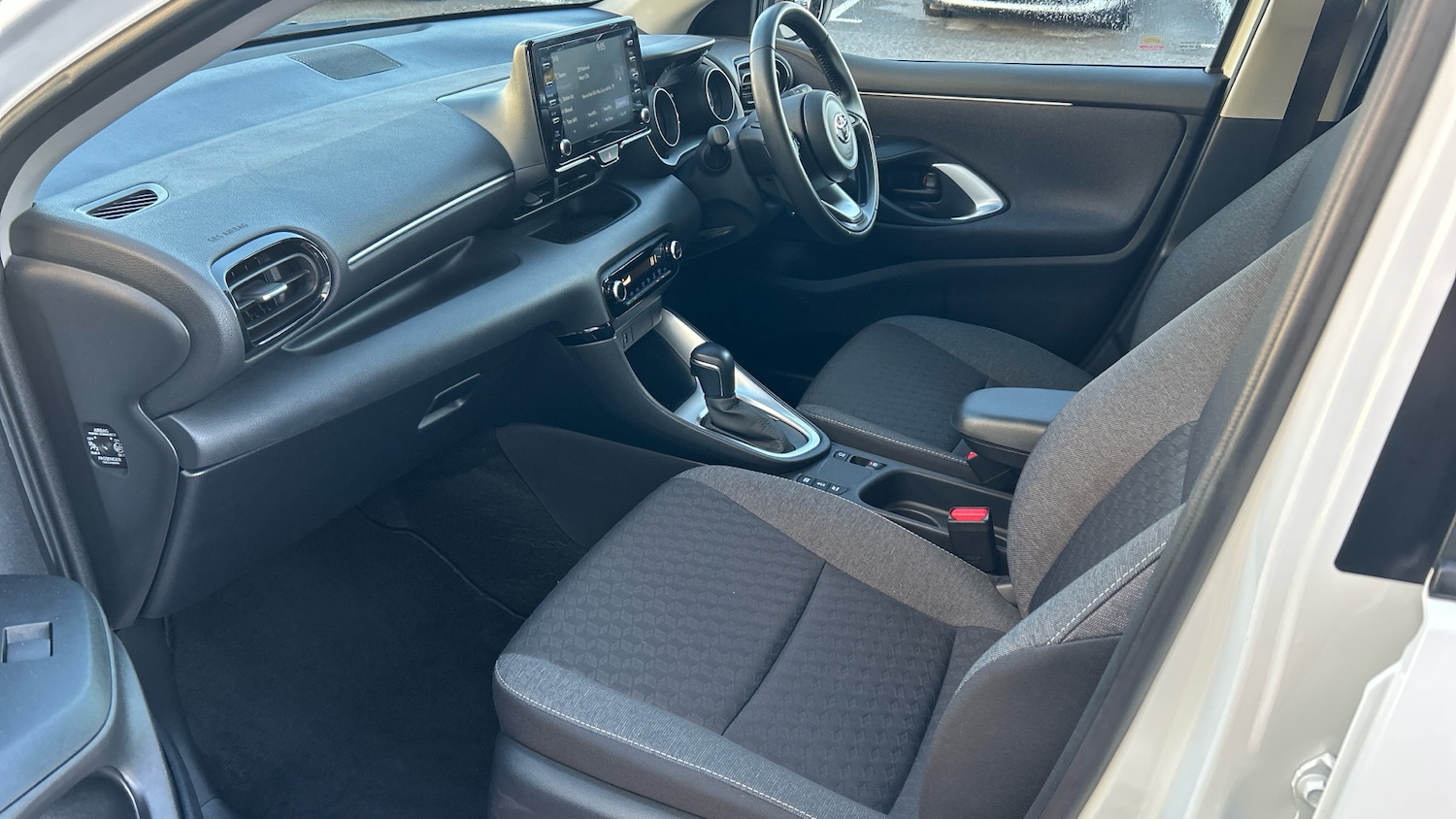 Used Toyota Yaris 2023 for sale - 76719262: Photo 10