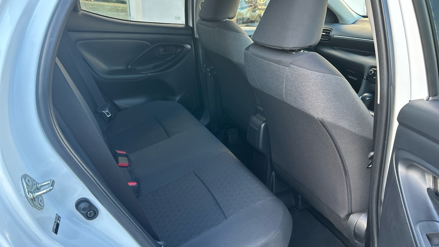 Used Toyota Yaris 2023 for sale - 76719262: Photo 12