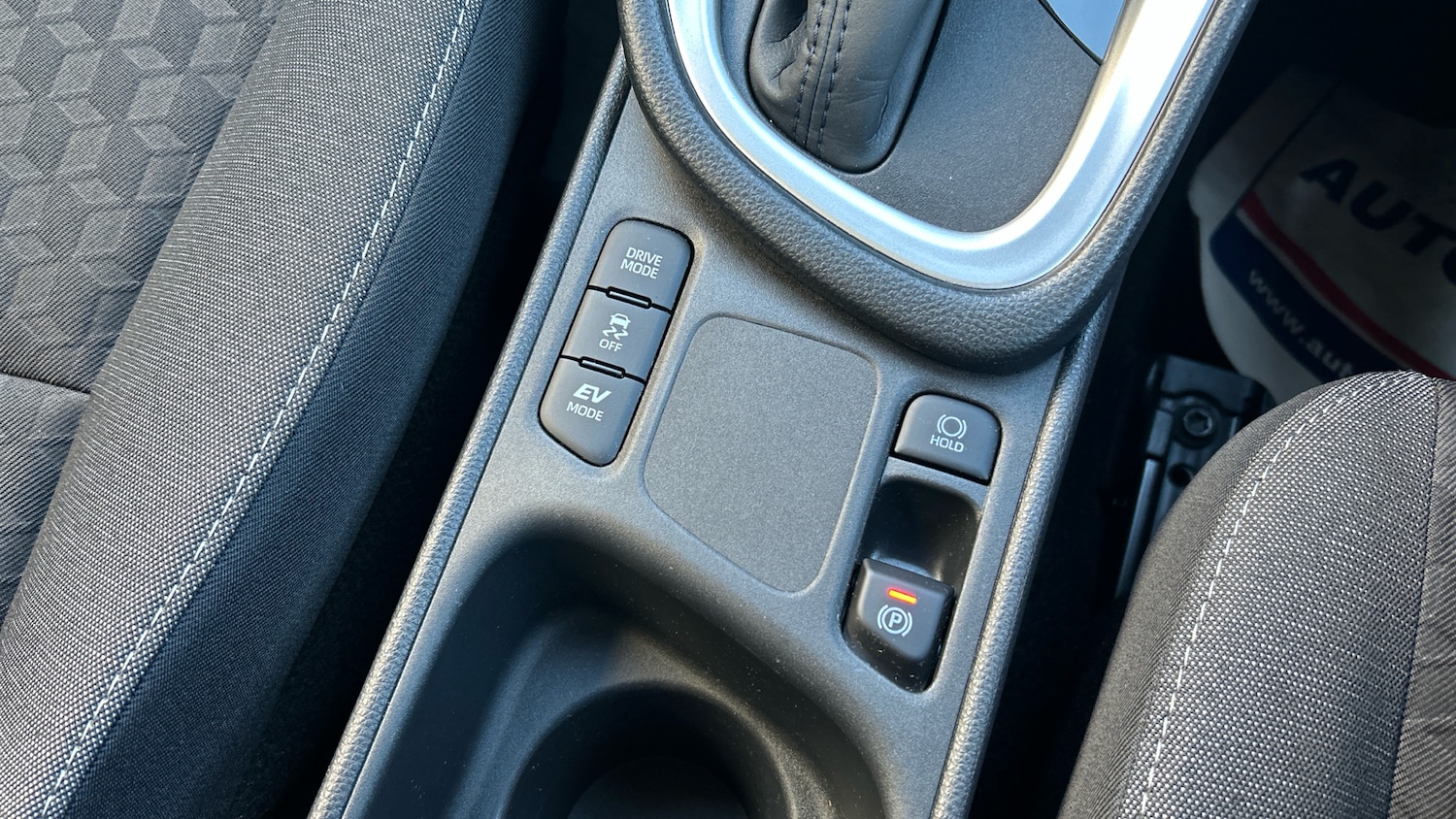 Used Toyota Yaris 2023 for sale - 76719262: Photo 30