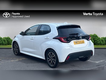 Used Toyota Yaris 2023 for sale - 76719262: Photo