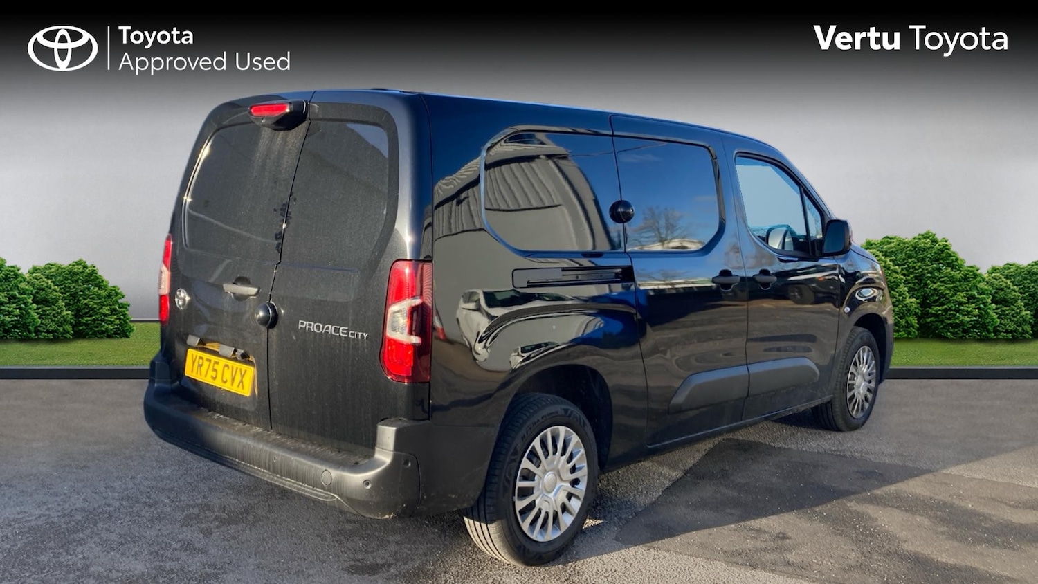 Used Toyota ProAce 2025 for sale - 77997447: Photo 2