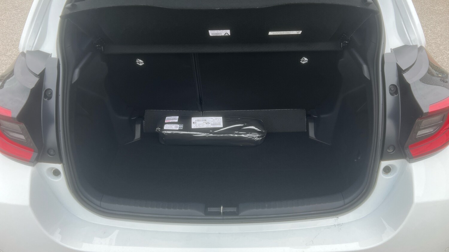 Used Toyota Yaris 2023 for sale - 77817856: Photo 14