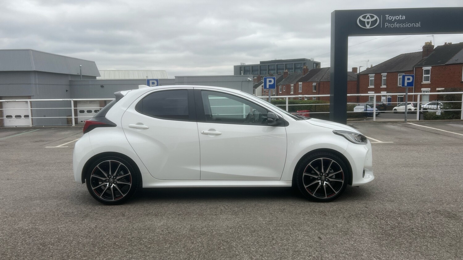 Used Toyota Yaris 2023 for sale - 77817856: Photo 16