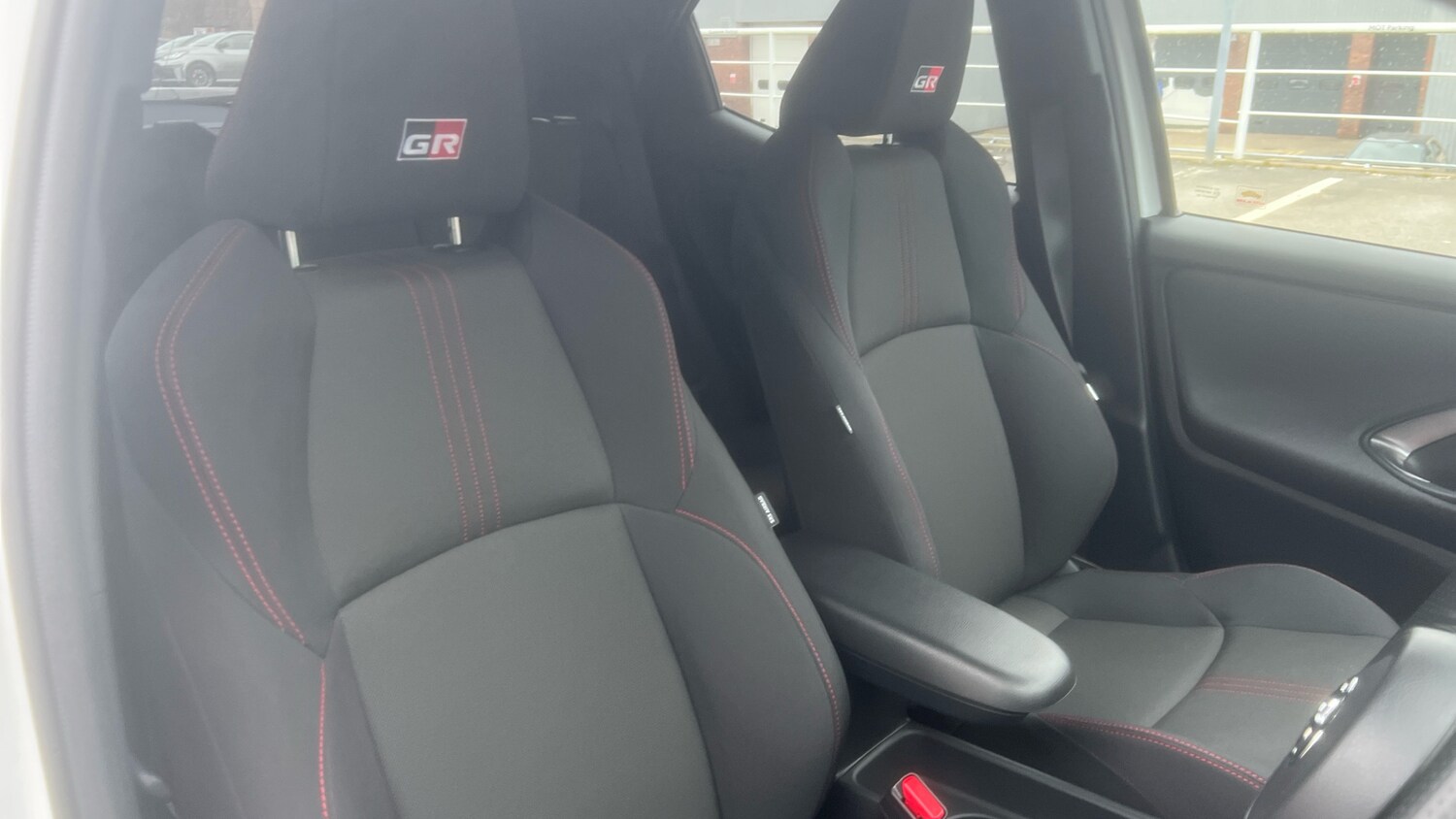 Used Toyota Yaris 2023 for sale - 77817856: Photo 34