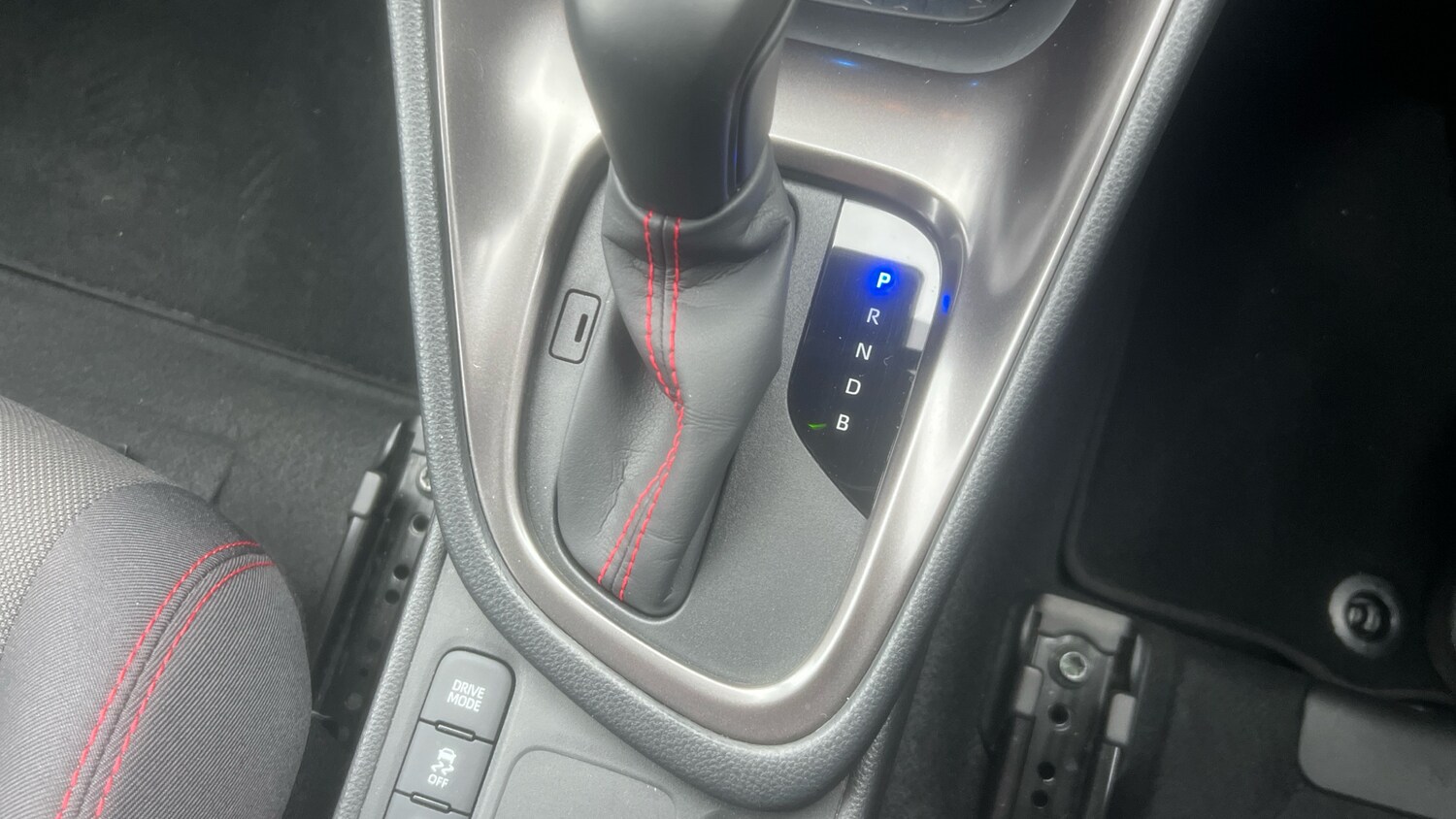 Used Toyota Yaris 2023 for sale - 77817856: Photo 41