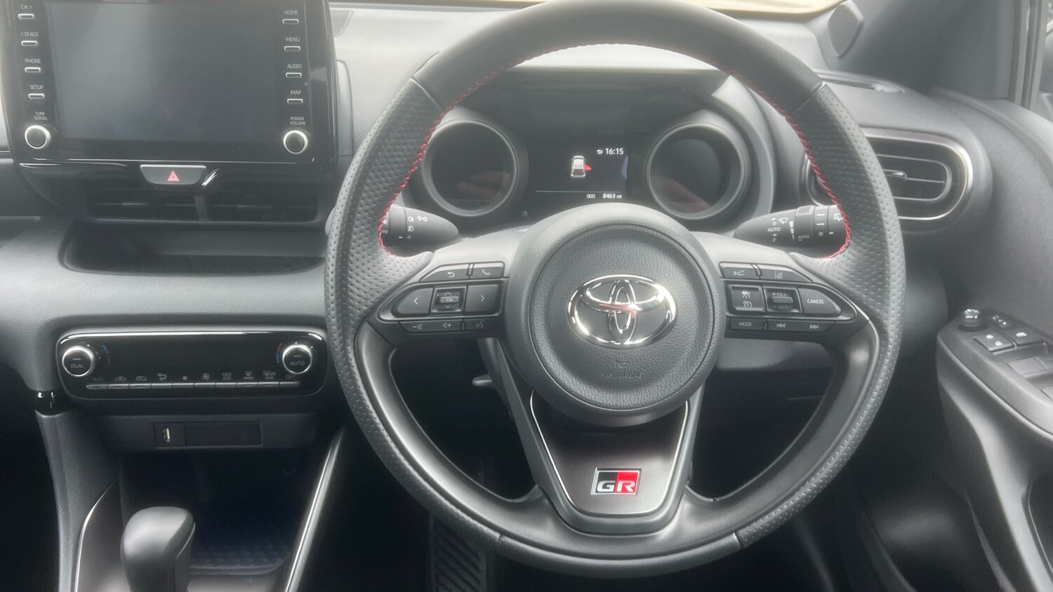 Used Toyota Yaris 2023 for sale - 77817856: Photo 6