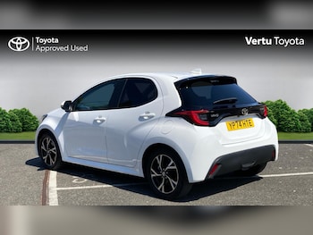 Used Toyota Yaris 2024 for sale - 79198330: Photo