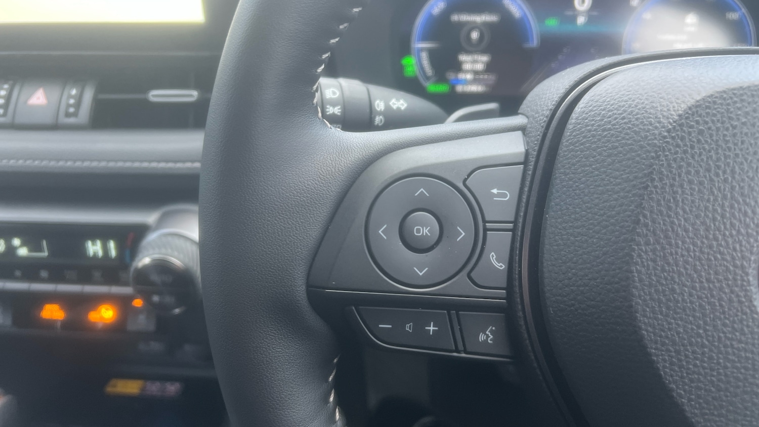 Used Toyota RAV4 2025 for sale - 77323843: Photo 34