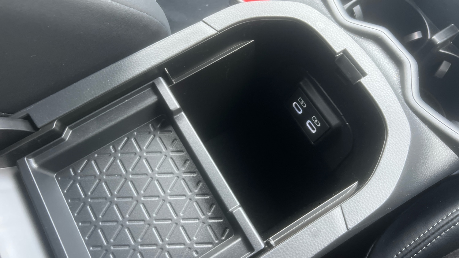 Used Toyota RAV4 2025 for sale - 77323843: Photo 39