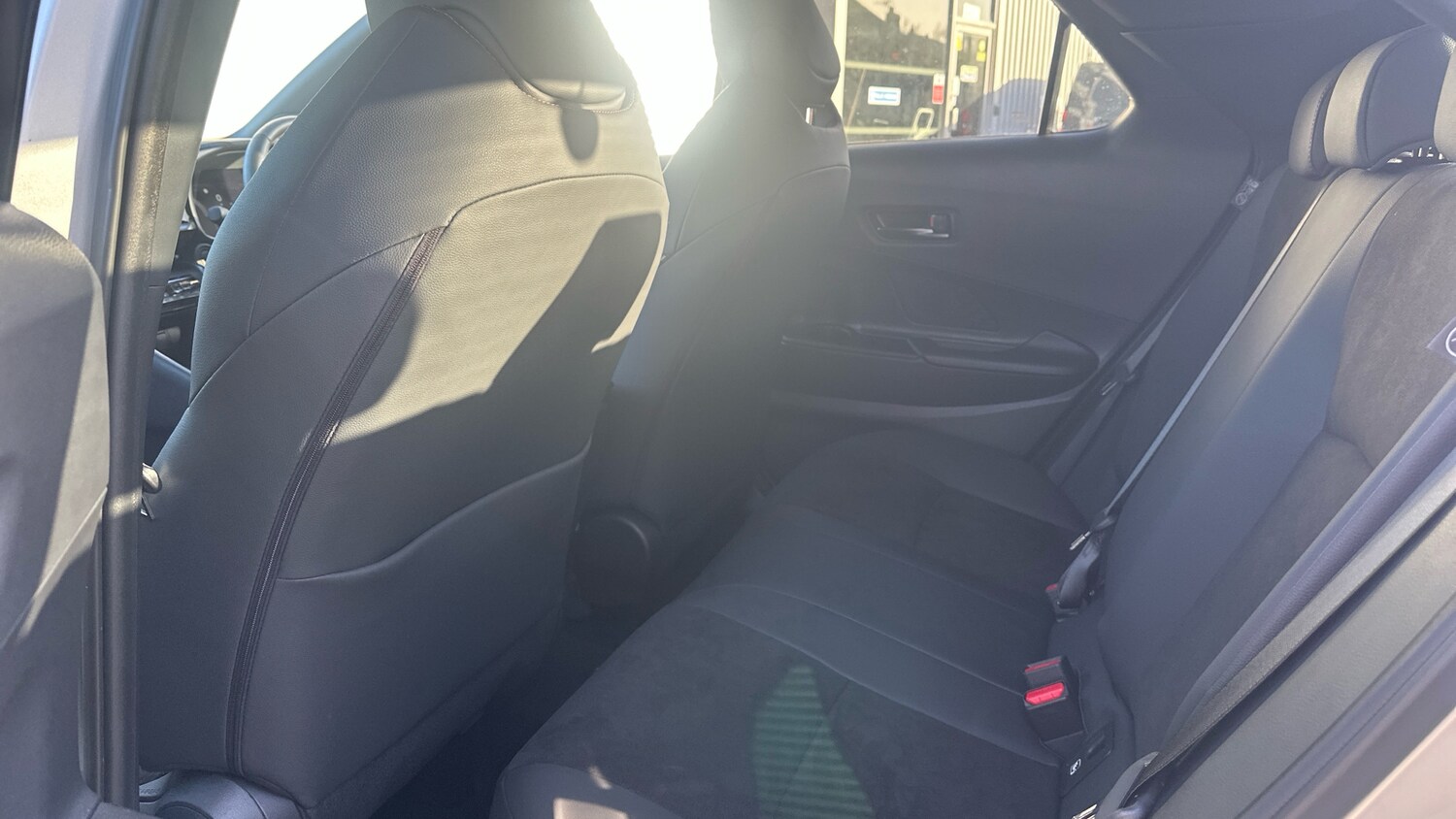 Used Toyota C-HR 2025 for sale - 76859096: Photo 13