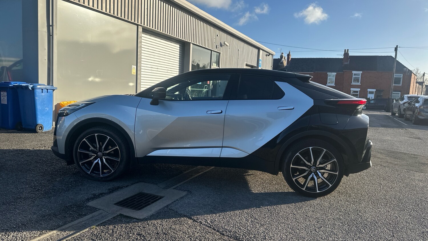 Used Toyota C-HR 2025 for sale - 76859096: Photo 17