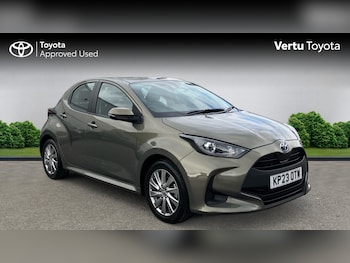 Used Toyota Yaris 2023 for sale - 79380941: Photo