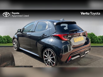 Used Toyota Yaris 2023 for sale - 79333115: Photo