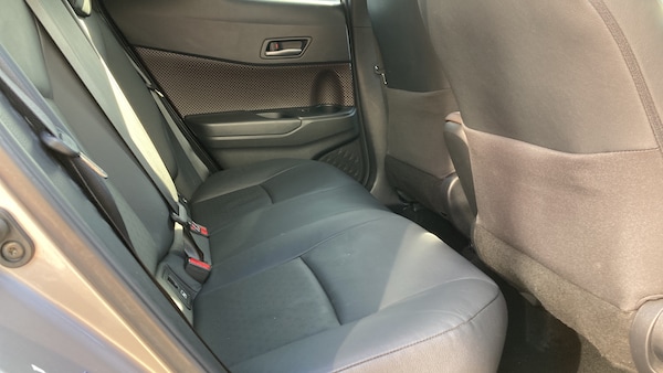 Used Toyota C-HR 2019 for sale - 76329552: Photo 12